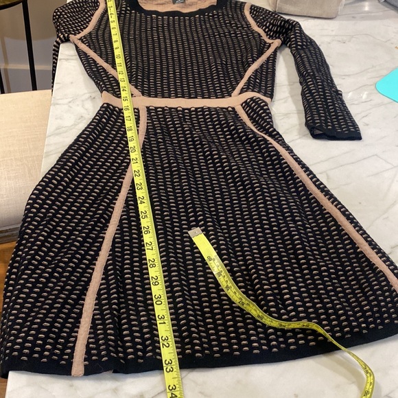 Club Monaco black and tan contrast sweater dress size XS - Picture 8 of 8